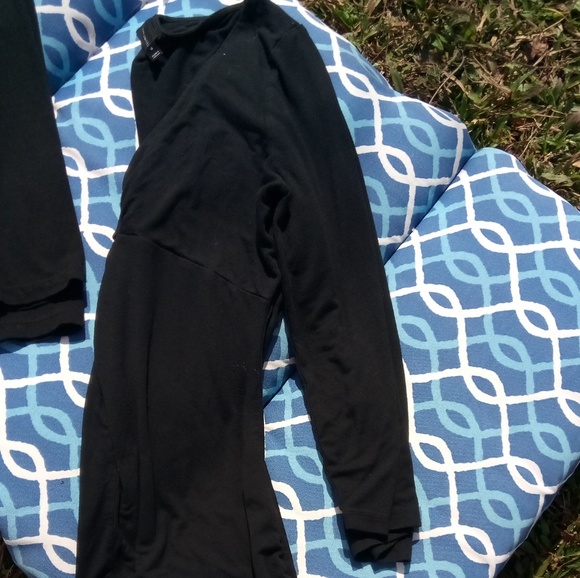 👕FREE! Black long sleeve bundle 👕 - Picture 2 of 6